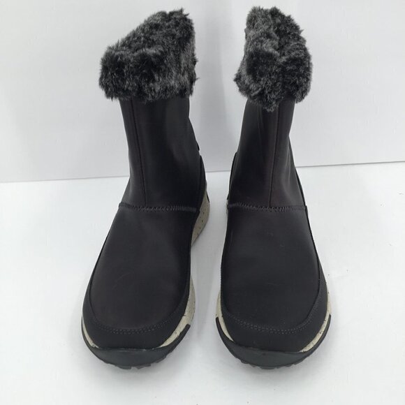 Amazon.com | Chaco Women Chaco Borealis Waterproof black boot faux fur winter pull-on short women new 7